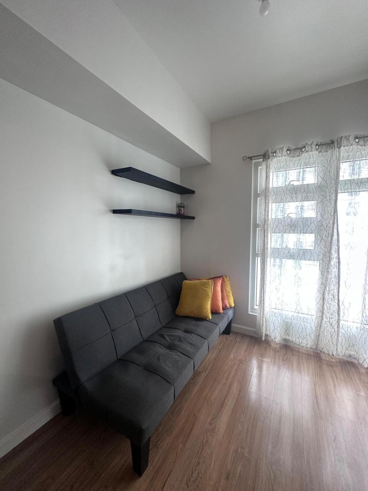 Cozy 2 Bedroom In A Prime Area Apartment